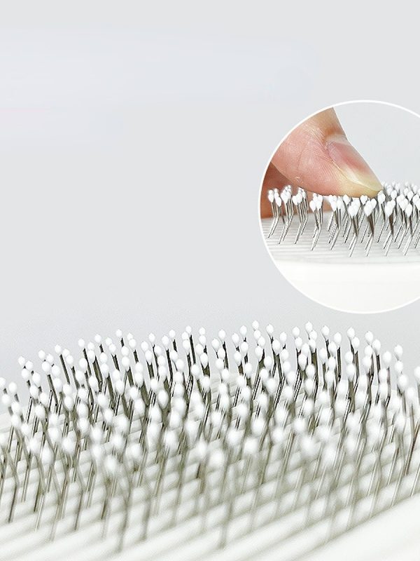 Self-Cleaning Slicker Brush